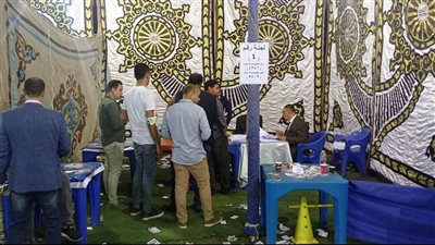 إغلاق اللجان الانتخابية بنادي المنيا استعدادا لبدء فرز الأصوات (صور)