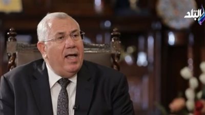 هل هناك زيادة بسعر طن القصب؟.. وزير الزراعة يجيب