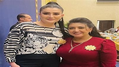 تكريم غادة عبدالرازق في فعاليات العرس الجماعي 2021 في أسيوط 