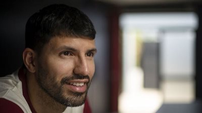 أجويرو يصدم مانشستر سيتي ويرشح ثلاثة فرق للفوز بلقب البريميرليج 