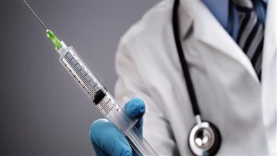 «ماجدة» تعاني من الفقاع الشائع.. تناشد المسئولين علاجها: حقنة واحدة بـ11 ألف جنيه