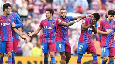 عاجل.. إشبيلية يستعد لعودة منبوذ برشلونة