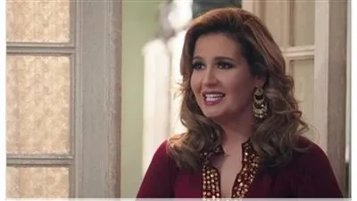 هنا شيحة توجه رسالة ليسرا اللوزي بعد وفاة والدها.. فماذا قالت؟