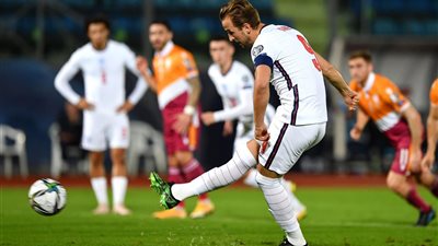 خطوة واحدة تفصل هاري كين عن تحطيم رقم روني التاريخي