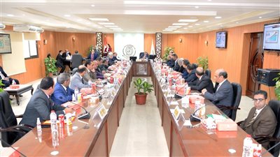 تكريم 6 كليات ومناقشة 5 موضوعات هامة.. تفاصل اجتماع مجلس جامعة المنصورة