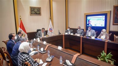 وزير التعليم العالى يوجه باستحداث 3 تخصصات جراحية جديدة لإنهاء قوائم الانتظار