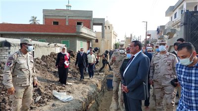 محافظ البحيرة ومساعد رئيس الأركان يتفقدان أعمال 
