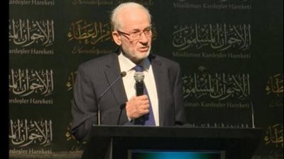 في ظل قرارات العزل والتشكيك.. سيناريوهات الأزمة المحتدمة داخل الإخوان؟