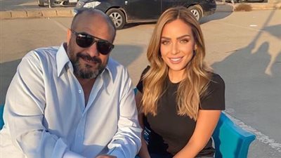 صور جديدة لريم البارودي مع ريمون مقار ومحمد محمود عبد العزيز وإيهاب فهمي في كواليس 