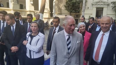 الأمير تشارلز يحضر فعالية الأسواق المستدامة بالحرم اليوناني