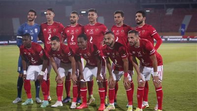 أول تعليق من نجم الأهلي بعد عبور عقبة المقاولون