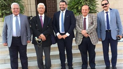 تامر حسني وأمير كرارة وسميرة سعيد يهنئون أحمد نجم بالأستاذية (صور)