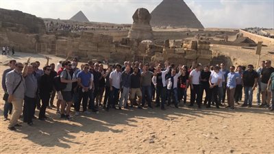 أوركسترا النمسا تزور الأهرامات ومتحف الحضارة 