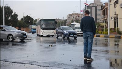 أمطار متوسطة وأتربة في مناطق من القاهرة (صور) 