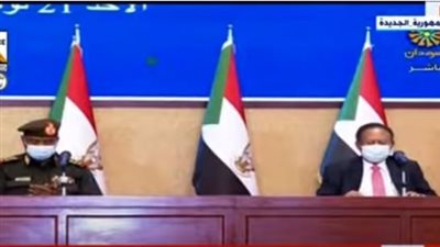 خبيرة: مؤتمر البرهان وحمدوك لم يكن موفقا.. وبنود الاتفاق غامضة