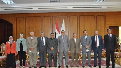 رئيس جامعة كفرالشيخ: فريق الهيئة القومية لضمان جودة التعليم يزور كلية الآداب