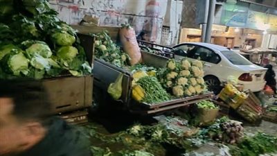 حملة ليلية مكبرة لمنع إقامة الأسواق العشوائية والإشغالات بالمنصورة (صور)