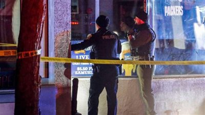 قتلى وجرحى جرّاء صدم سيارة موكبا لعيد الميلاد في ويسكونسن الأمريكية