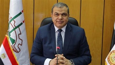 تعيين 1122 شابا وإحالة 16 شكوى عمالية للقضاء بالدقهلية 