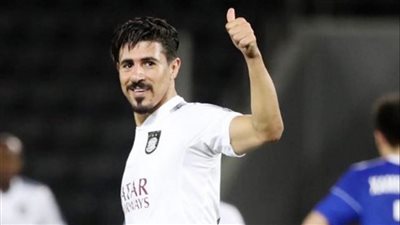 عاجل- تشافي يحسم الجدل حول رغبته في التعاقد مع الجزائري بغداد بونجاح