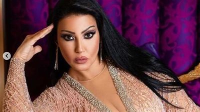 سمية الخشاب تصل محكمة الإسكندرية لحلف اليمين 