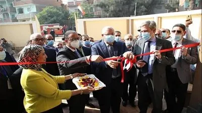 وزير الزراعة ومحافظ الفيوم يفتتحان مركز تجميع الألبان والمرحلة الثانية للميكنة الزراعية بمبادرة حياة كريمة