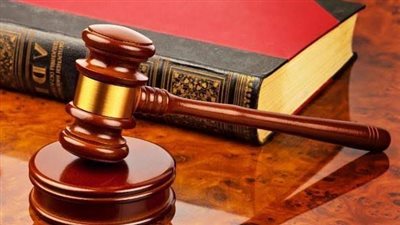 إلغاء مجازاة أستاذة جامعية بريئة من وضع خطوط تحت الإجابات الصحيحة بامتحان