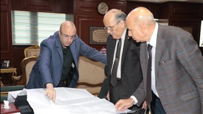 الانتهاء من رسومات مواقف جديدة أسفل محور عدلي منصور ببني سويف