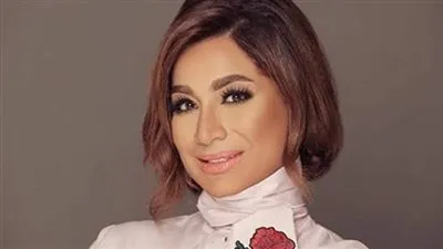 عاجل. توقف إذاعة برنامج “٩٠ دقيقة” لإصابة بسمة وهبة بوعكة صحية أثناء الفاصل