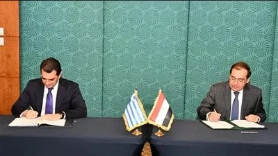 مصر توقع مذكرة تفاهم مع اليونان لدعم التعاون فى مجال الغاز الطبيعي