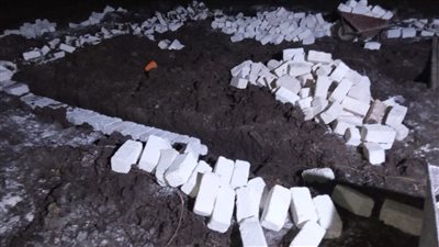 إزالة فورية لحالة بناء مخالف بمركز أبشواي بالفيوم