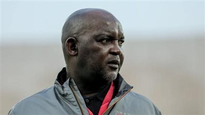 بعد انقلاب موسيماني.. حسم موقف نجم الأهلي من الرحيل