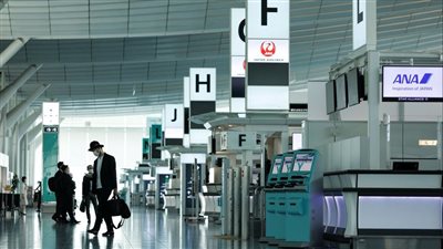 أوروبا وآسيا يحكمان القبضة ضد متحور كورونا الجديد الأكثر خطورة