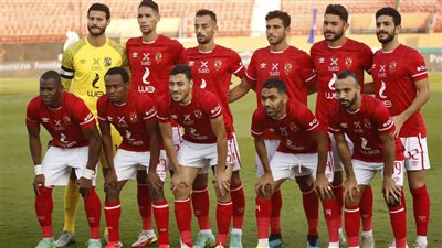 الأهلي يحسم قراره بشأن التعاقد مع حارس مرمى