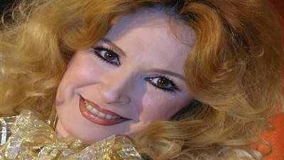 بعد تكريمها.. مهرجان القاهرة السينمائي يطبع كتاب عن نيللي ومسيرتها الفنية