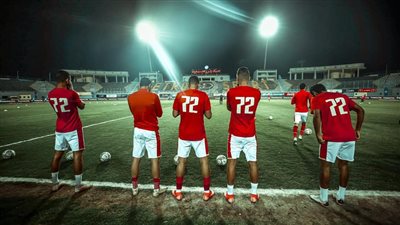 عاجل.. الأهلي يكشف حقيقة مفاوضات لضم «مُرعب الحراس»