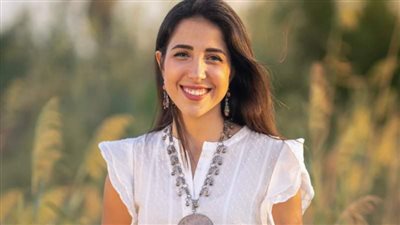 عفاف راضي مفاجأة حفل مي كمال في معهد الموسيقى العربية