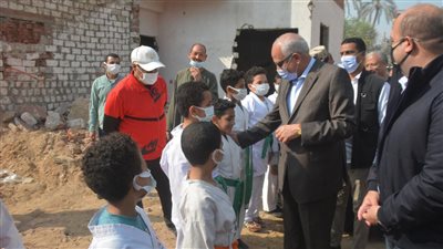 محافظ الجيزة يتابع ميدانيًا نسب التنفيذ لـ١٣ مشروع خدمي بمركزي الصف وأطفيح 