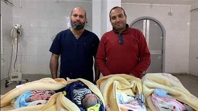 سيدة تضع 4 توائم مكتملي النمو ببني سويف.. والطبيب: لا يحتاجون حضانات