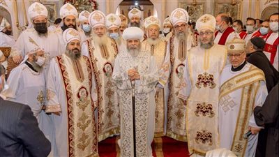  سيامة 3 قساوسة و5 قمامصة بإيبارشية الزقازيق ومنيا القمح