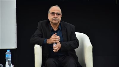 أحمد كمال: محمود عبدالعزيز بكى في العرض الخاص وتوقع عدم نجاح فيلم 