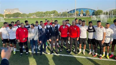 وزير الشباب والرياضة يؤازر منتخب مصر قبل مواجهة لبنان