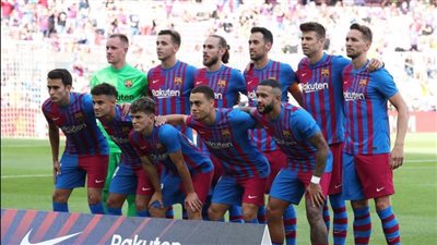 برشلونة يخطط للحفاظ على جوهرة دفاعه