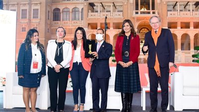 ياسمين فؤاد: تمكين المرأة أداة هامة لتطوير ملف البيئة