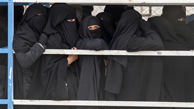 بعد 80 جريمة قتل فى مخيم الهول.. كيف تسير 