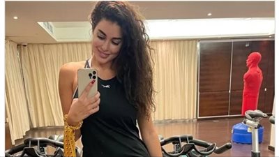 ياسمين صبري تستعرض رشاقتها في أحدث ظهور لها 