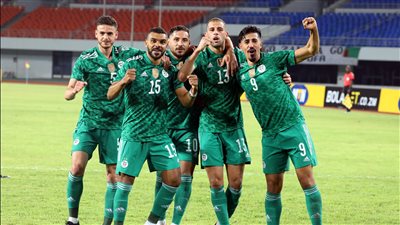 تشكيل الجزائر الرسمي لمواجهة السودان