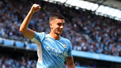 برشلونة يحدد سعر التعاقد مع فيران توريس