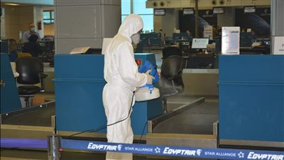 تشديد الإجراءات الاحترازية بمطار القاهرة لمواجهة متحور كورونا (صور)