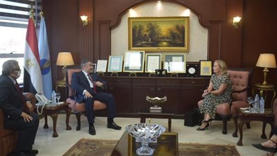 محافظ البحر الأحمر: استراتيجية مصر التنموية تشمل الأبعاد الاقتصادية والاجتماعية والبيئية